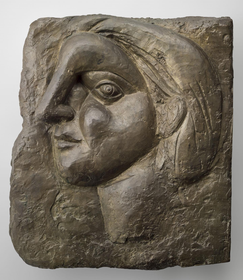 “Pablo Picasso, TĂŞte de femme de profil (MarieÂ-ThĂ©rèse), Boisgeloup, 1931, bronze, sculpture, MusĂ©e national Picasso - Paris, (C) RMN-Grand Palais (MusĂ©e national Picasso-Paris), (C) Succession Picasso 2018 In its study of this bronze, “Head of a Woman, in Profile,” cast without a foundry mark in Paris in the 1940s, a research team from the MusĂ©e national Picasso-Paris and the Northwestern University/Art Institute of Chicago Center for Scientific Studies in the Arts (NU-ACCESS) traced the work to the foundry of Émile Robecchi, a lesser-known collaborator of Picasso’s, and dated the bronze cast to 1941.”